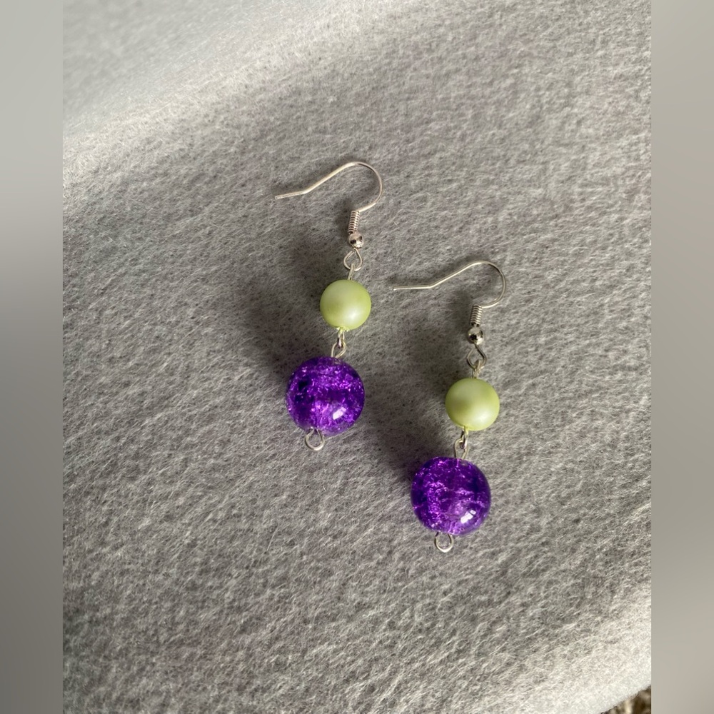 Hand crafted pastel green and cackle purple long dangle‎ earrings